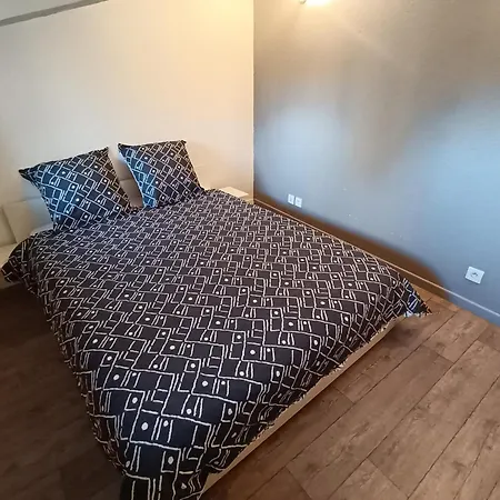 T2 Cosy En Duplex * Libourne